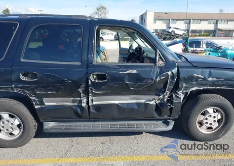 2004 Chevrolet Tahoe Ls z USA, uszkodzony, nr VIN 1GNEC13V34R285232